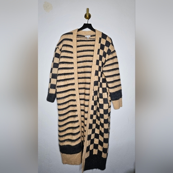 TOPSHOP Oversized Cozy Knitted Duster Checkered and Striped Tan and Grey US 0-2